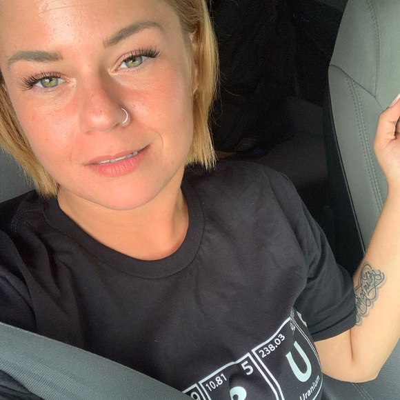 Meet your Posher, Ashleigh - Picture 2 of 5